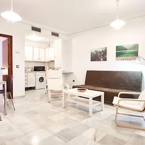 Pureza Oasis , Sevilla Spanje